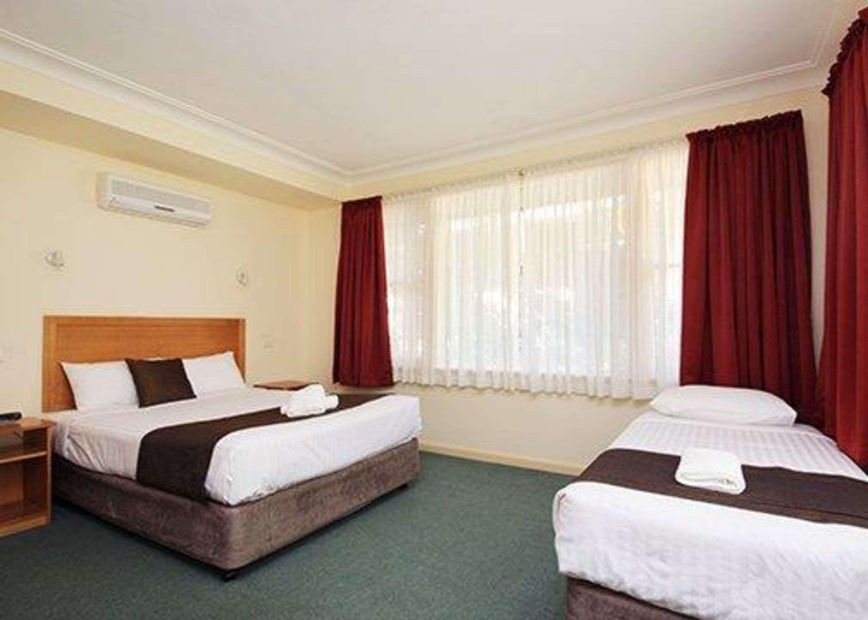 Quality Inn Grafton Eksteriør billede